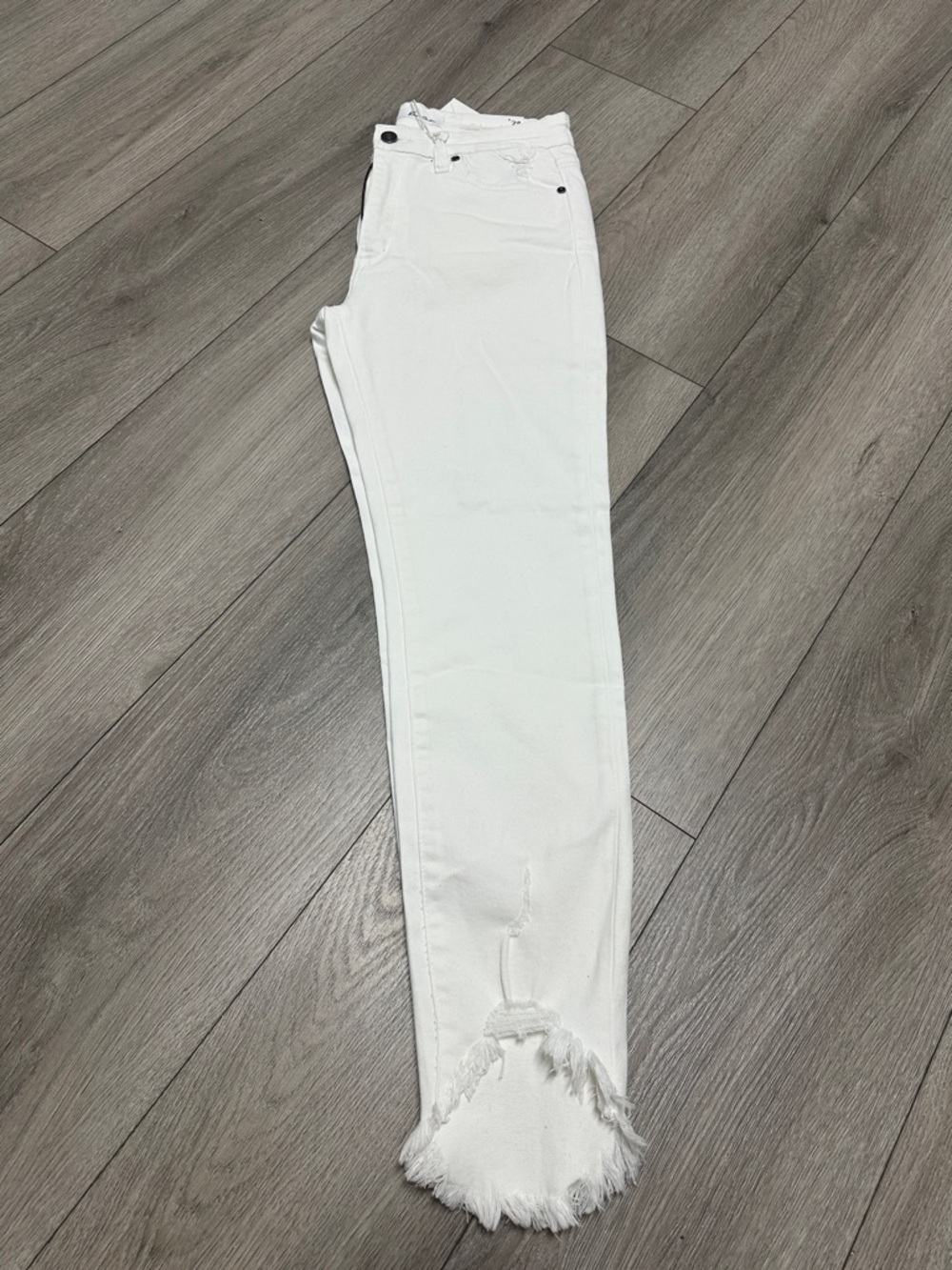 Women's White Skinny Distressed Hem Jeans